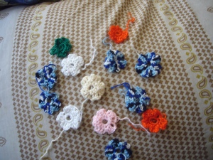 crocheting flowers